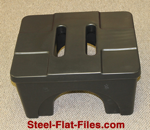 990 lb. capacity superior quality dunnage rack.